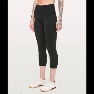 Lululemon Wunder Under Crops, Luon
